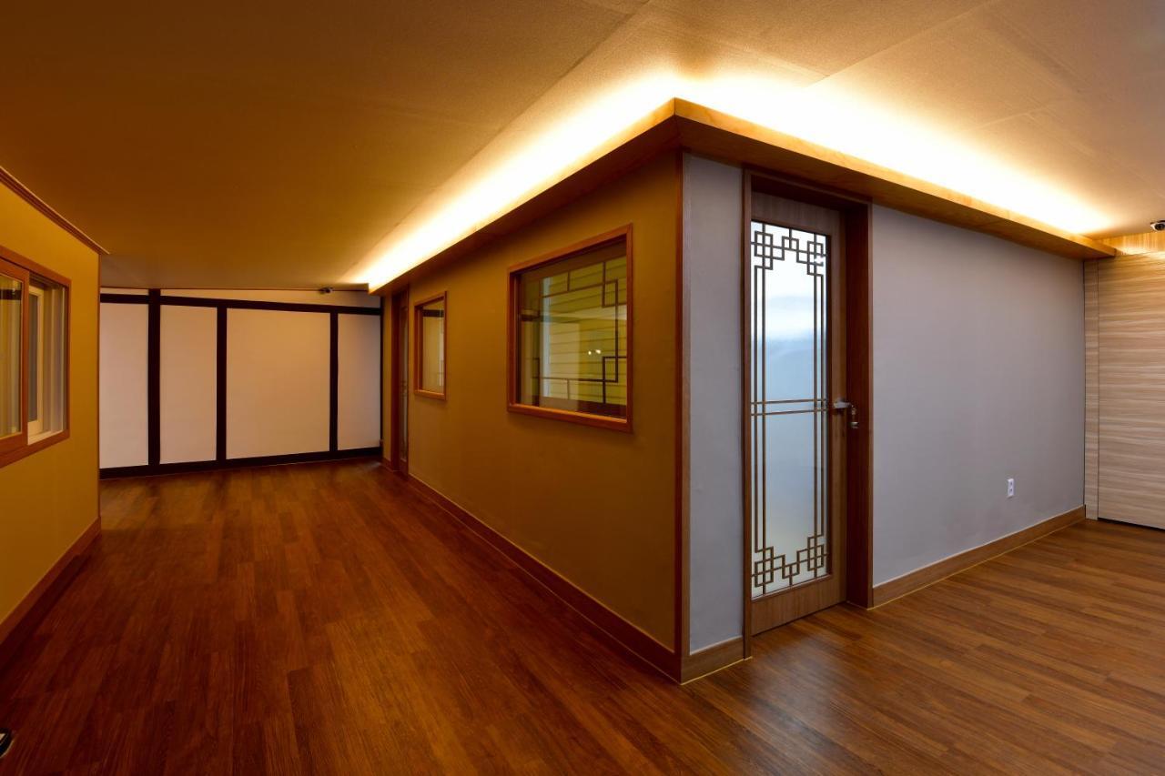 Guma Modern Hanokstay Daegu Luaran gambar