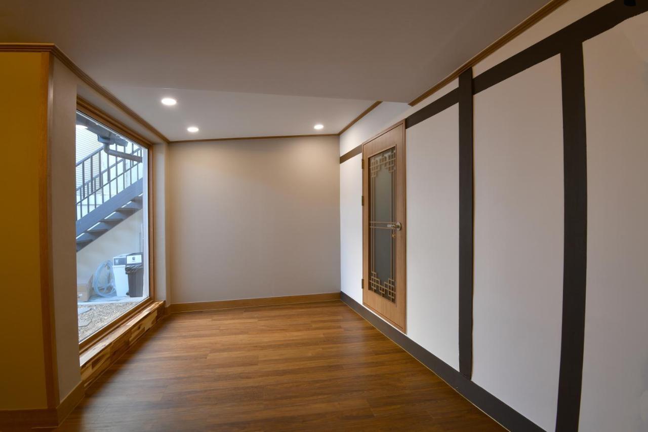 Guma Modern Hanokstay Daegu Luaran gambar