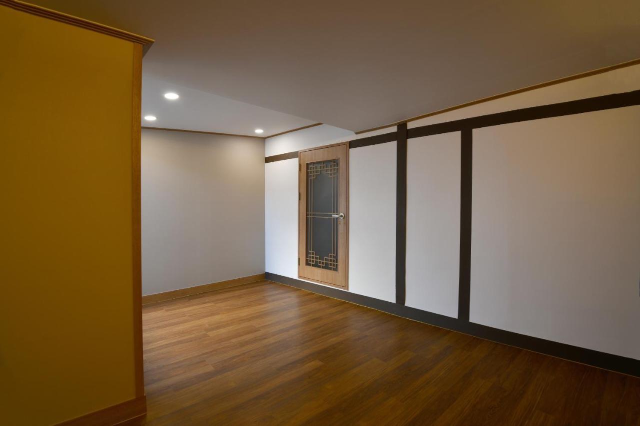 Guma Modern Hanokstay Daegu Luaran gambar