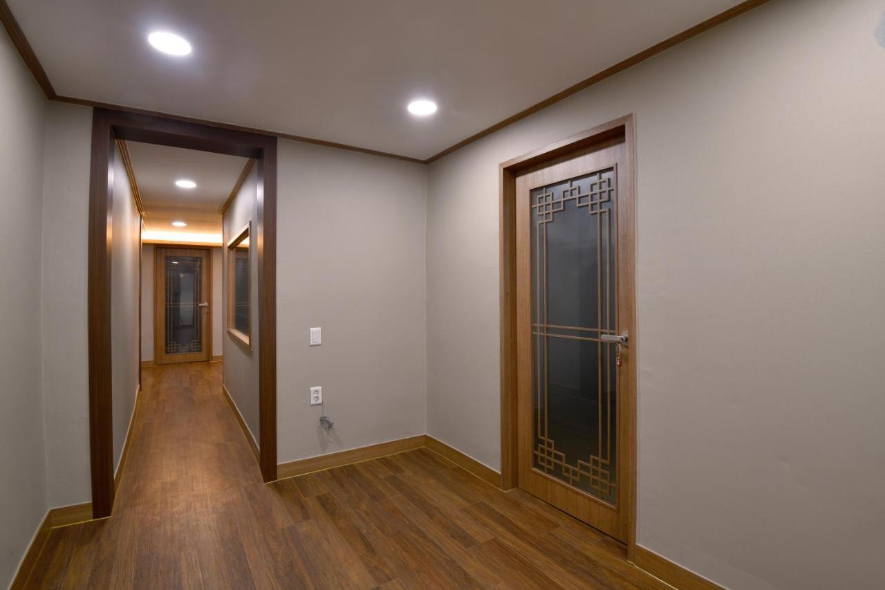 Guma Modern Hanokstay Daegu Luaran gambar