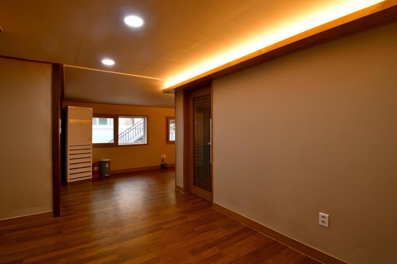 Guma Modern Hanokstay Daegu Luaran gambar